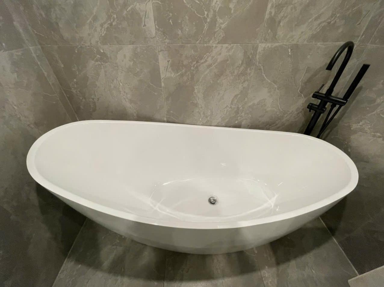 Khách sạn Wah Fu 4*