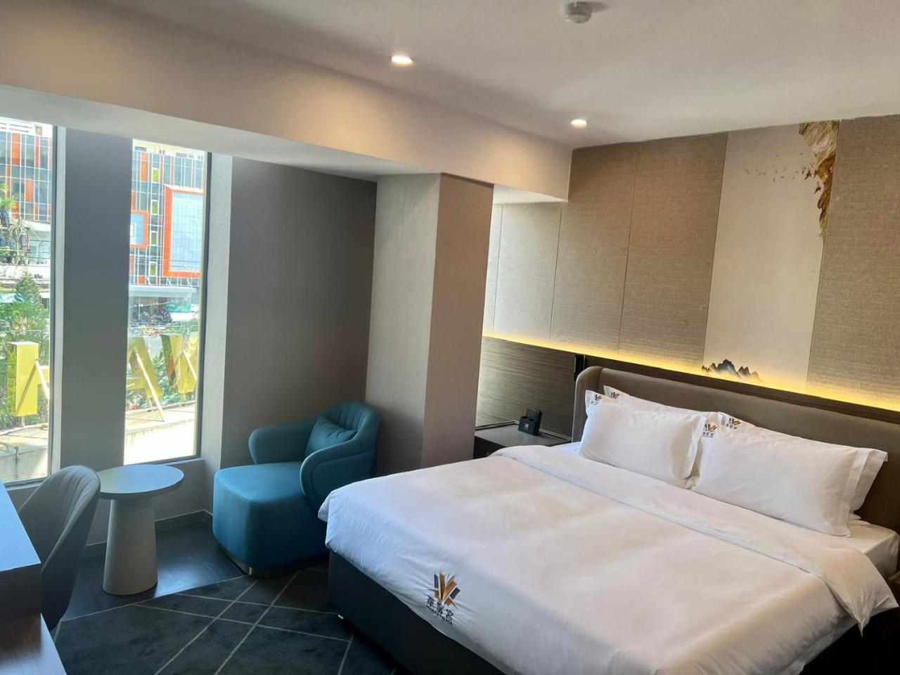 Wah Fu Khách sạn 4*