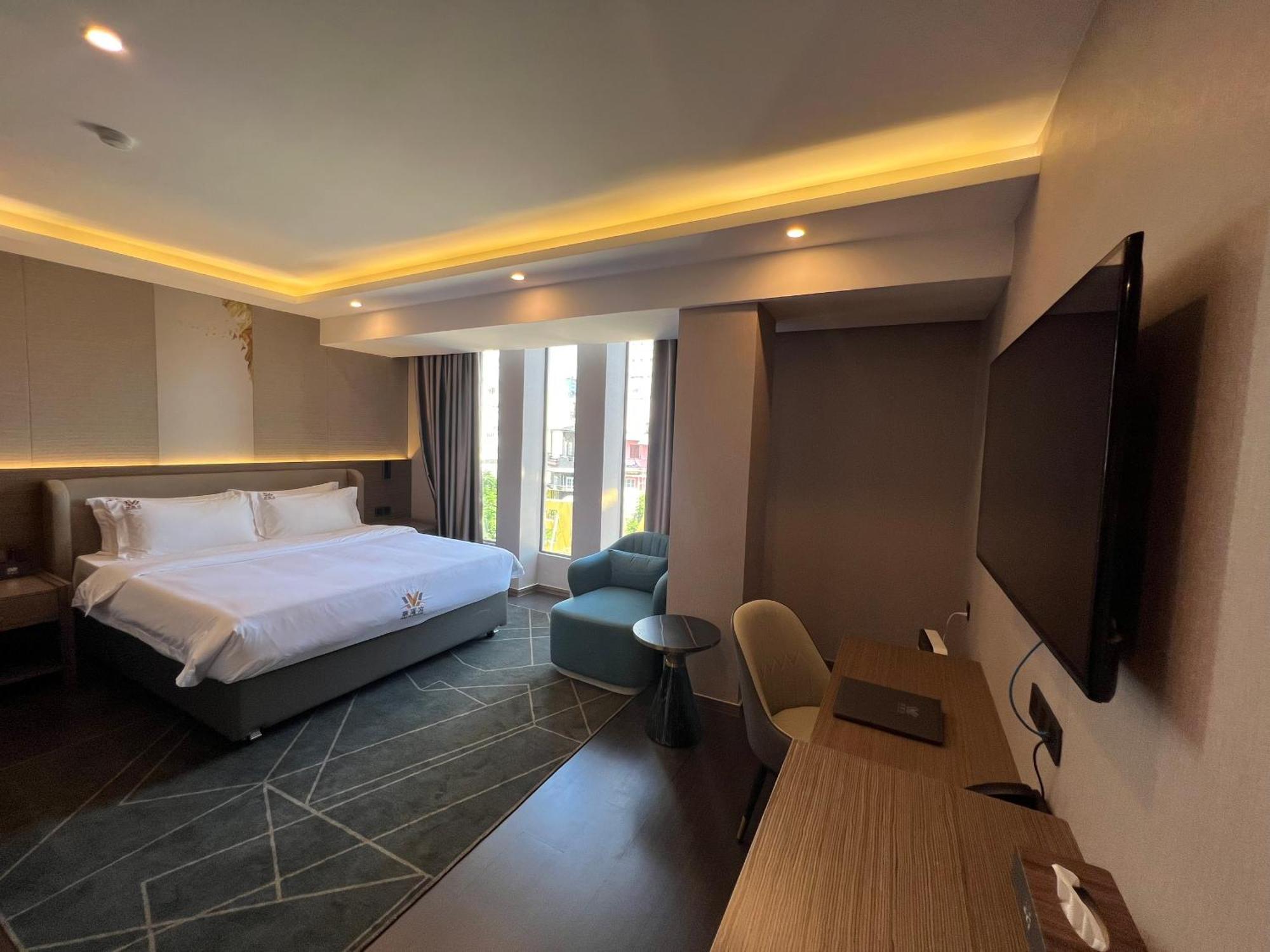 Wah Fu Khách sạn 4*
